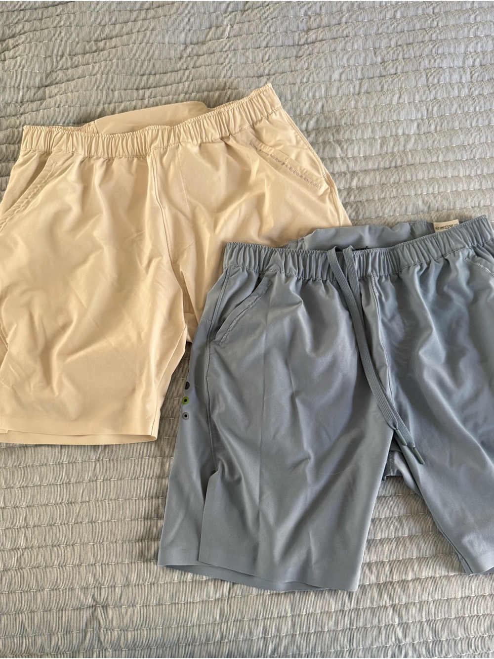Sigrun Beige and Blue Men's athletic Shorts - Elastic Waist size M